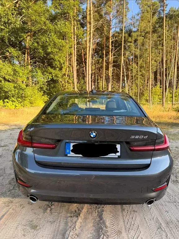 Gebraucht BMW 320 Sport Line 190 PS (139 kW) 2021 Grau Limousine