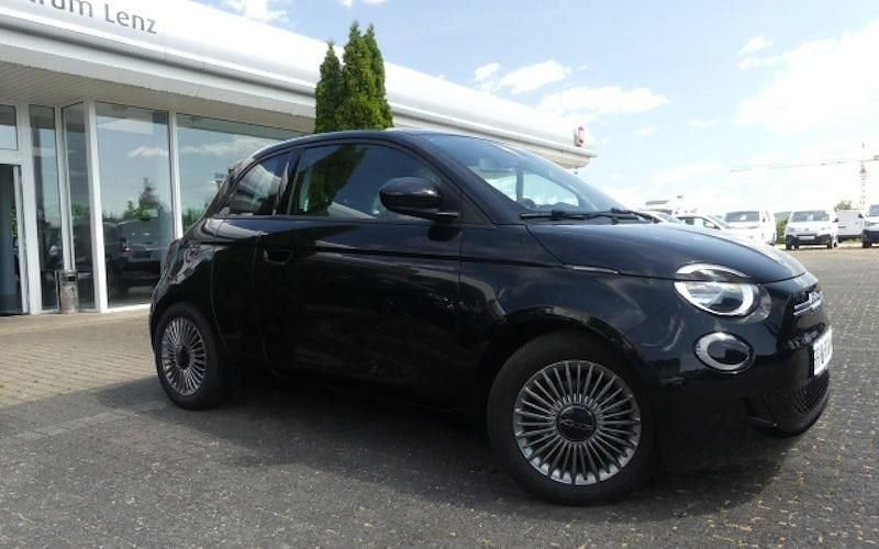 Gebraucht Fiat 500e Icon 86 kW (118 PS) 2022 Schwarz Kleinwagen