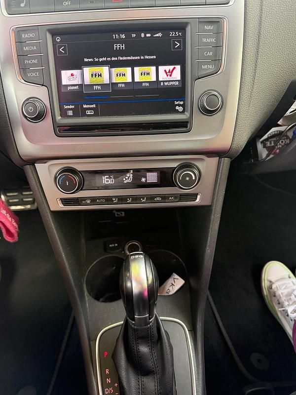 Gebraucht VW Polo 94 PS (69 kW) 2016 Rot Kleinwagen