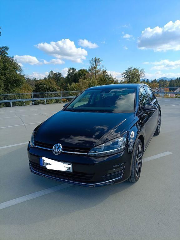 Schwarz Gebraucht 2016 VW Golf VII Allstar Limousine | 12.000 € (Guter Preis) - Bild 1/4
