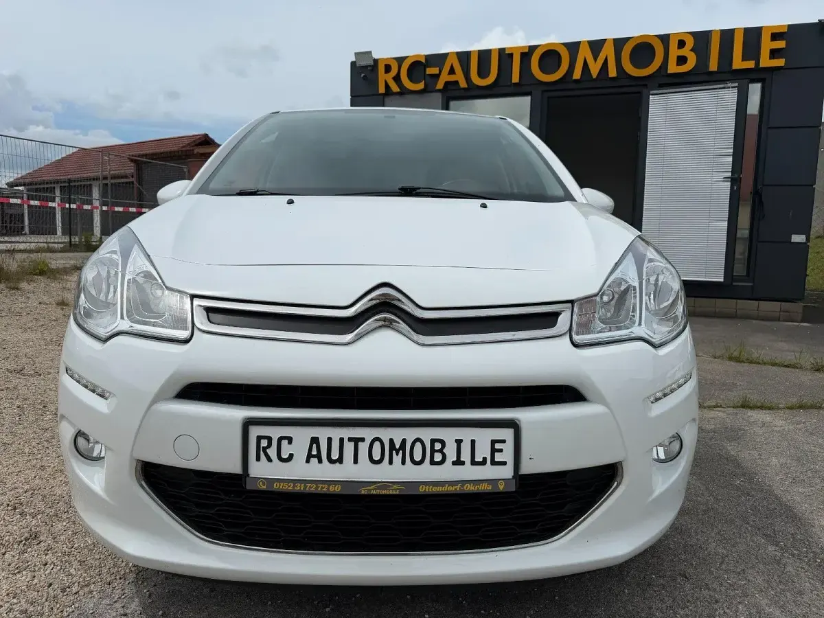 Gebraucht Citroën C3 SELECTION 68 PS (50 kW) 2016 Weiß Kleinwagen