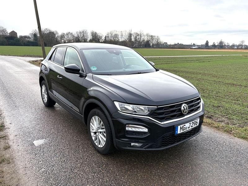 Gebraucht VW T-Roc 110 PS (80 kW) 2019 Schwarz SUV