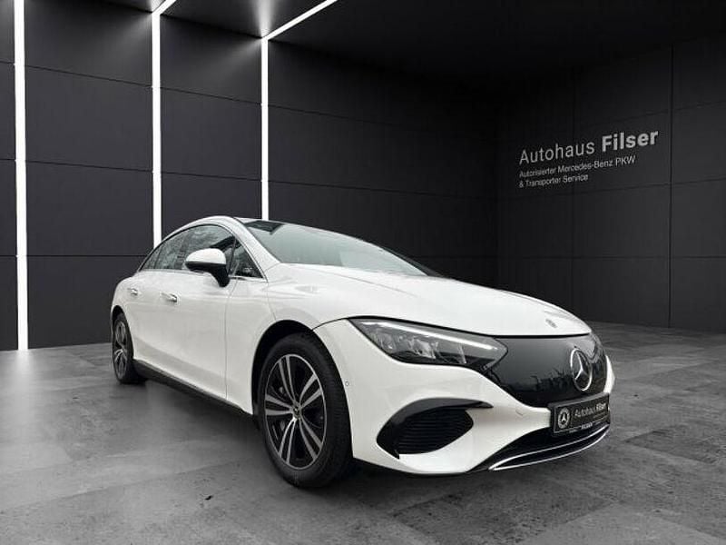 Gebraucht Mercedes 300 244 kW (333 PS) 2024 Andere Limousine