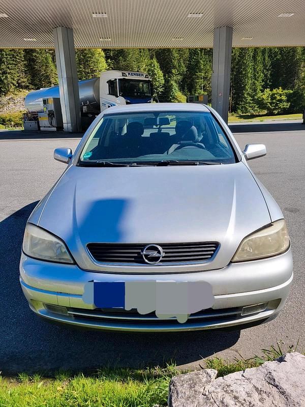 Usata Opel Astra 2003 Argento Utilitaria