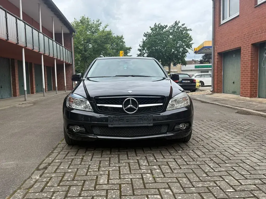 Gebraucht Mercedes C350 231 PS (169 kW) 2009 Schwarz Limousine
