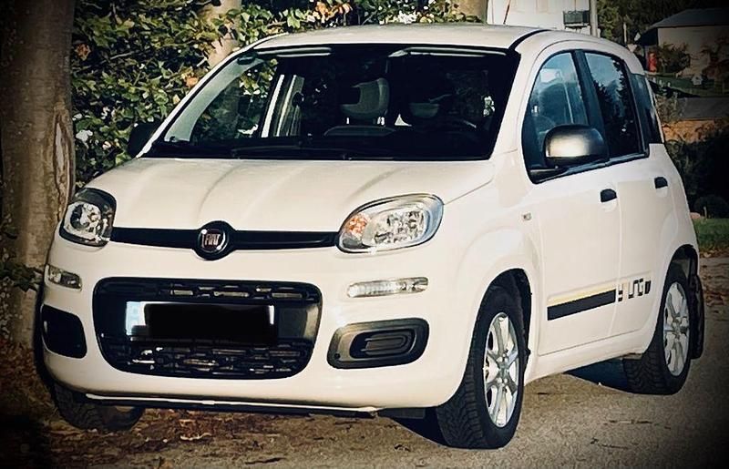 Gebraucht Fiat Panda Young 69 PS (50 kW) 2013 Weiß Kleinwagen