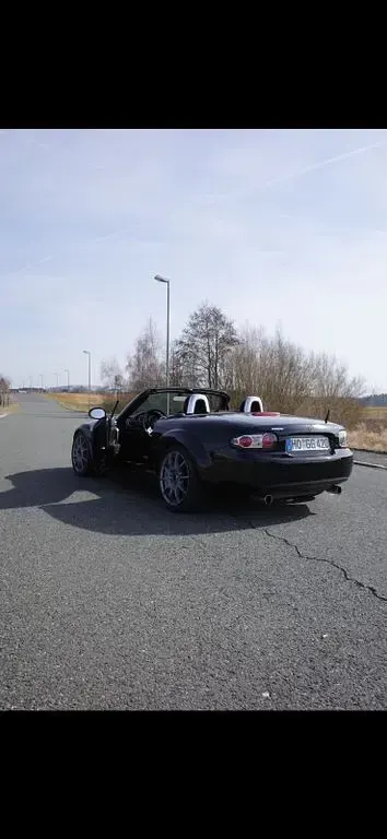 Gebraucht Mazda MX5 Energy 126 PS (92 kW) 2005 Schwarz Cabrio