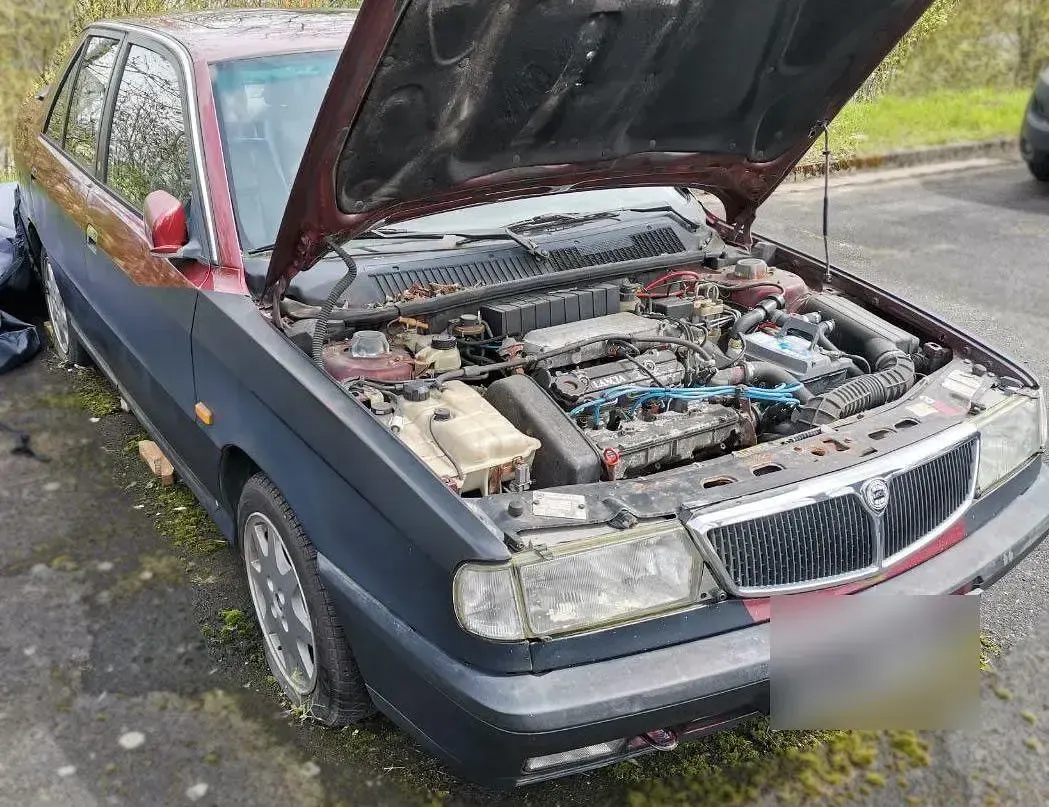Gebraucht Lancia Dedra 169 PS (124 kW) 1992 Rot Limousine