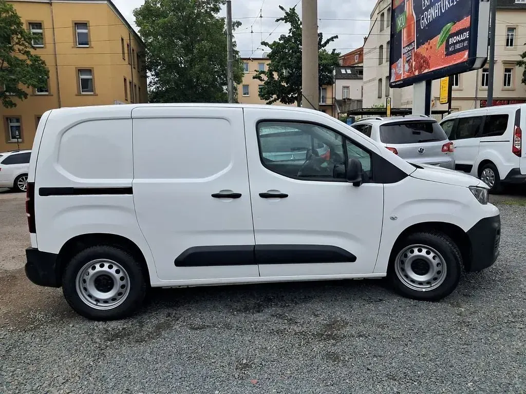 Gebraucht Peugeot Partner 75 PS (55 kW) 2019 Weiß Van / Kleinbus