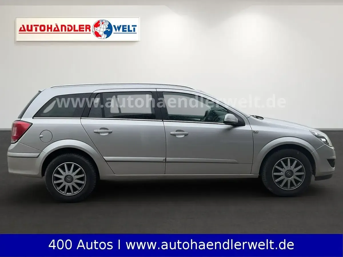 Gebraucht Opel Astra Innovation 140 PS (102 kW) 2009 Silber Limousine