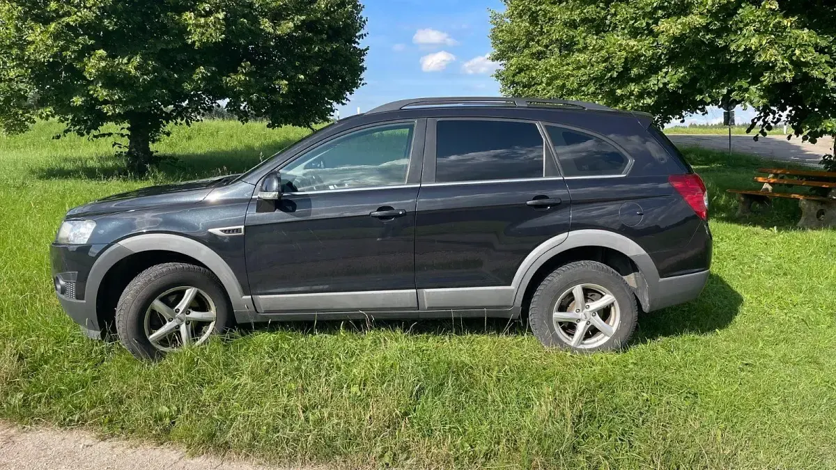 Używany Chevrolet Captiva LT 163 KM (119 kW) 2011 Czarny SUV
