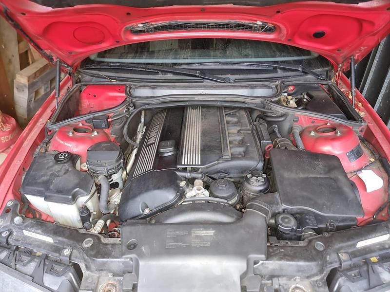 Gebraucht BMW 320 170 PS (125 kW) 2001 Limousine