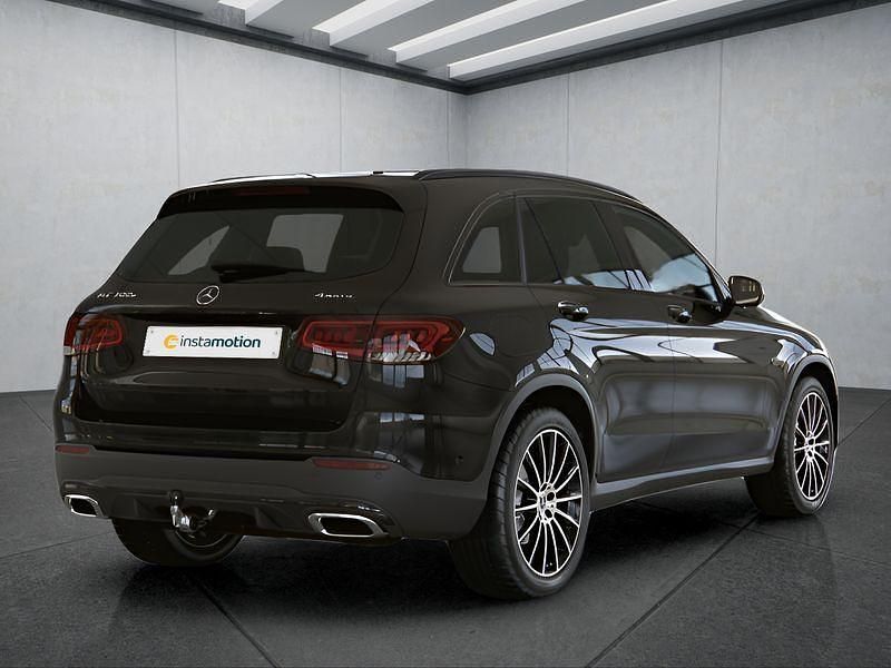 Schwarz Gebraucht 2021 Mercedes GLC300e SUV | 44.649 € - Bild 1/4