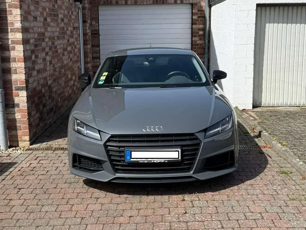 Second-hand Audi TT Exclusive 230 CP (169 kW) 2017 Gri Coupe