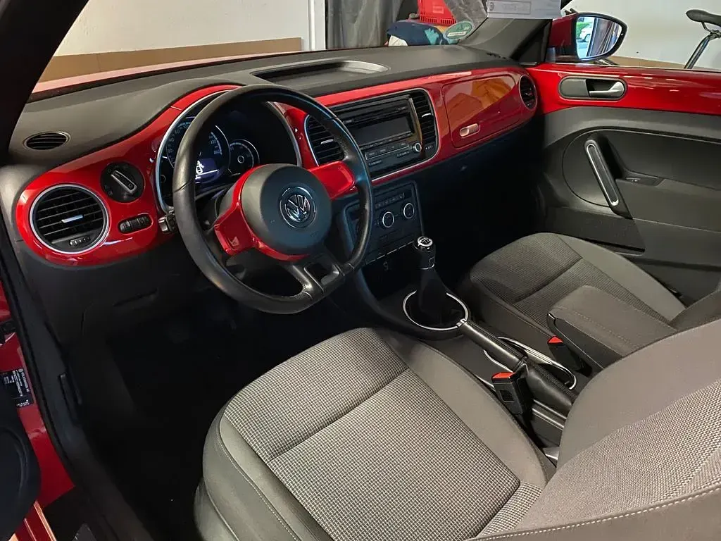 Gebraucht VW Beetle 105 PS (77 kW) 2012 Rot Kleinwagen