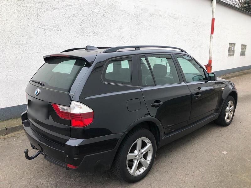 Gebraucht BMW X3 150 PS (110 kW) 2006 Schwarz SUV