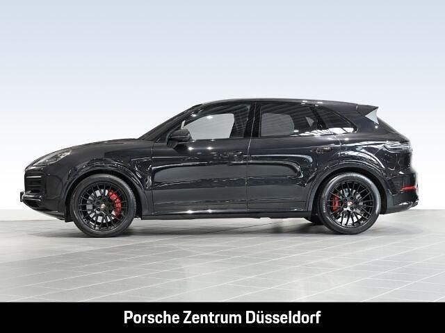 Gebraucht Porsche Cayenne GTS 460 PS (338 kW) 2021 Tiefschwarzmetallic SUV