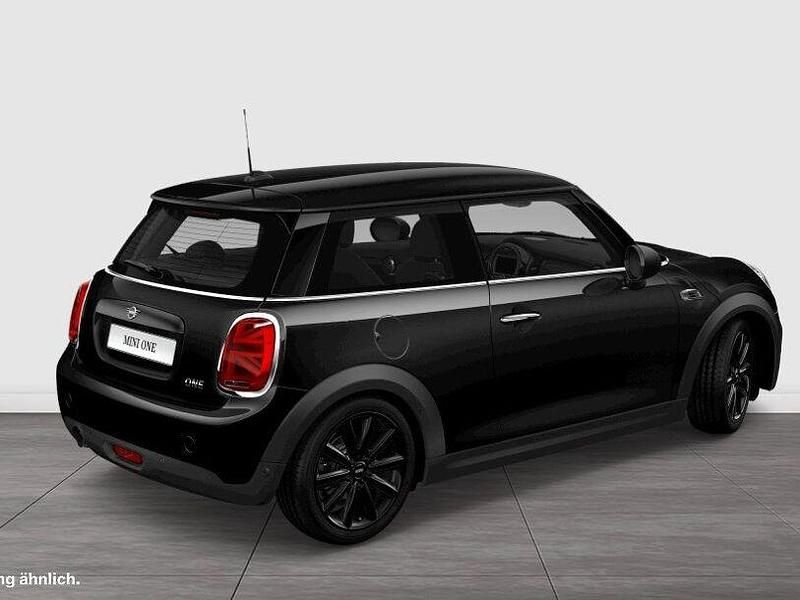 Second-hand Mini ONE 102 CP (75 kW) 2018 Negru Hatchback