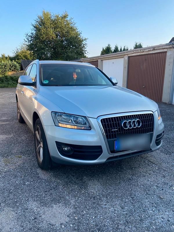 Silber Gebraucht 2011 Audi Q5 S-Line SUV | 9.500 € (Guter Preis) - Bild 1/4