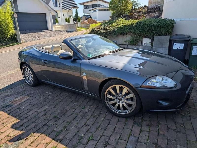 Gebraucht Jaguar XK 298 PS (219 kW) 2008 Grau Cabrio