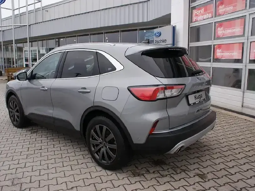 Używany Ford Kuga Titanium 152 KM (111 kW) 2020 Srebrny SUV