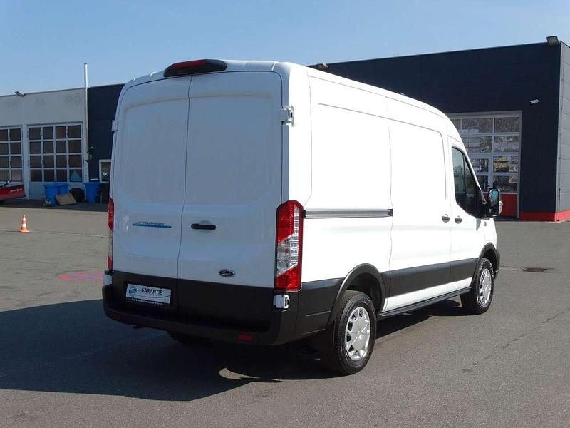 Gebraucht Ford Transit 135 kW (184 PS) 2023 Frost weiß Van / Kleinbus