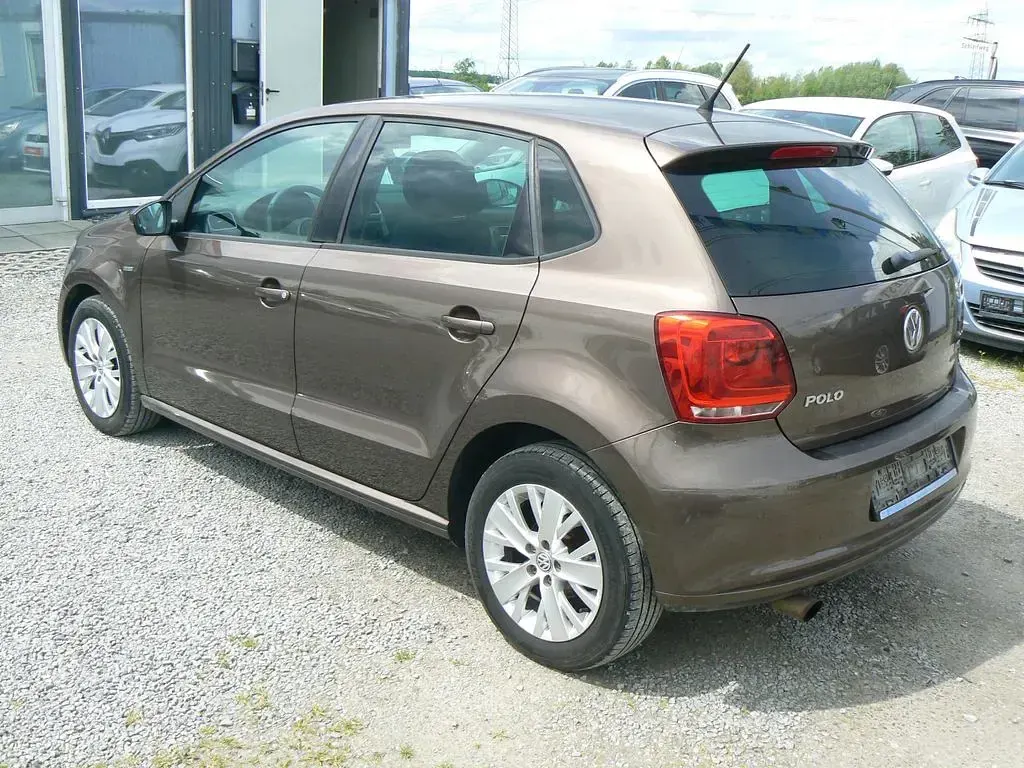 Usata VW Polo Life 90 CV (66 kW) 2013 Marrone Utilitaria