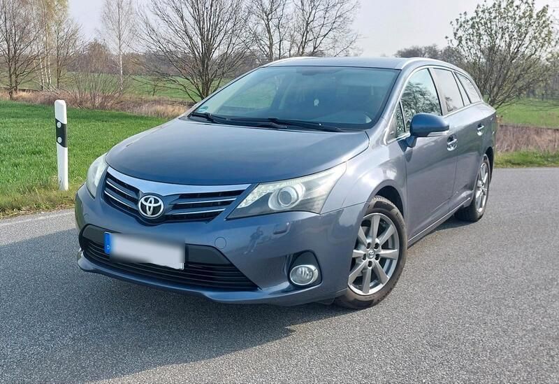 Gebraucht 2012 Toyota Avensis Executive Kombi | 6.000 € (Guter Preis) - Bild 1/4