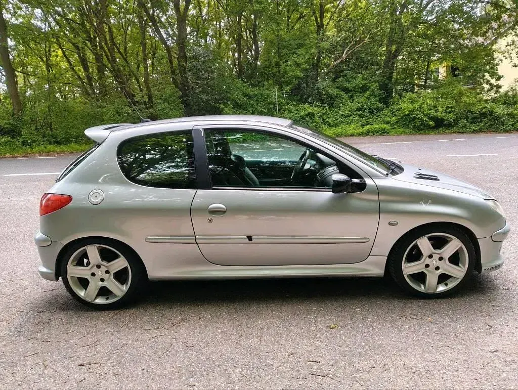 Gebraucht Peugeot 206 RC 177 PS (130 kW) 2003 Silber Kleinwagen