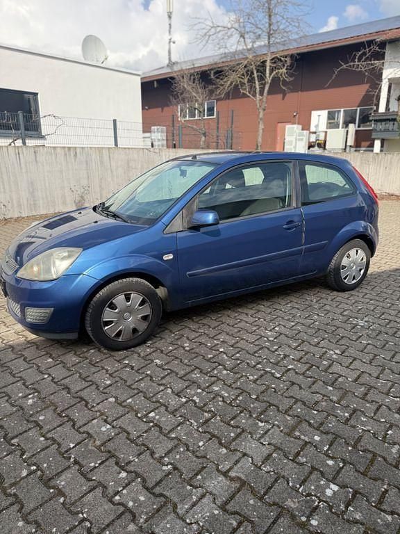 Gebraucht Ford Fiesta 60 PS (44 kW) 2008 Blau Kleinwagen