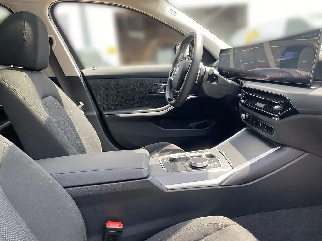 Gebraucht BMW 320 Comfort Edition 190 PS (139 kW) 2025 Grau Kombi