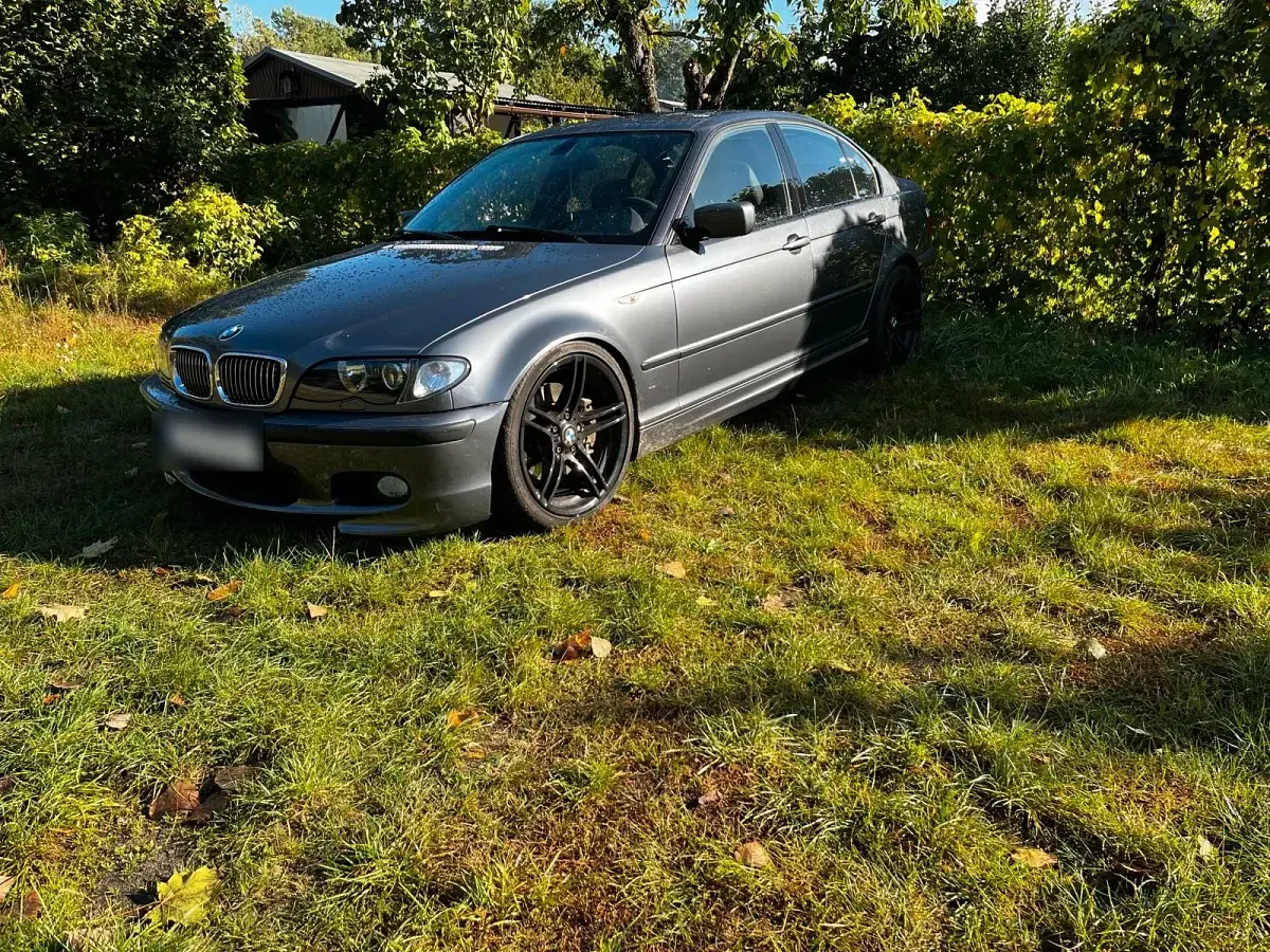 Gebraucht BMW 330 231 PS (169 kW) 2002 Grau Limousine