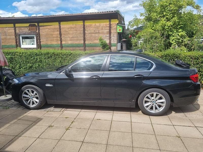 Usata BMW 520 184 CV (135 kW) 2012 Nero Berlina