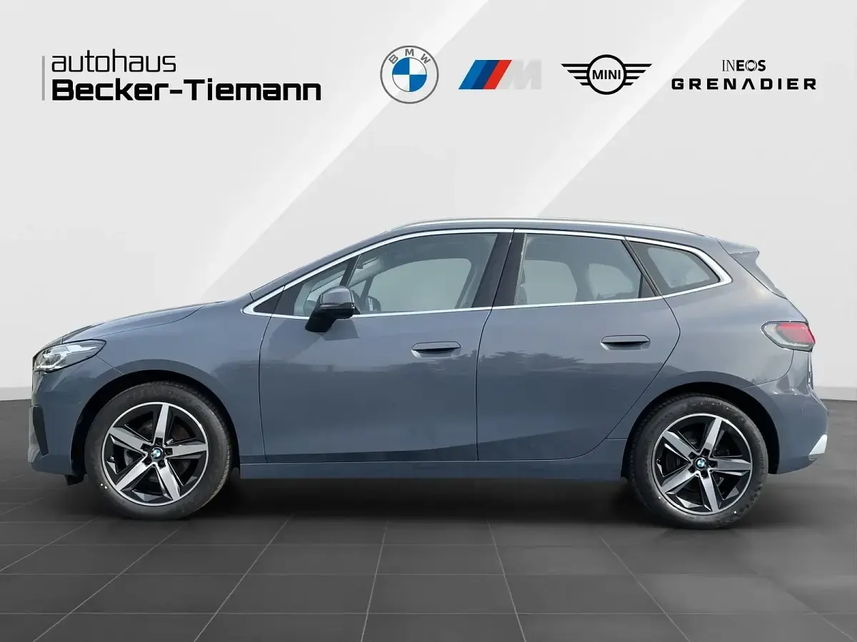 Gebraucht BMW 218 Active Tourer 150 PS (110 kW) 2022 Grau Van / Kleinbus