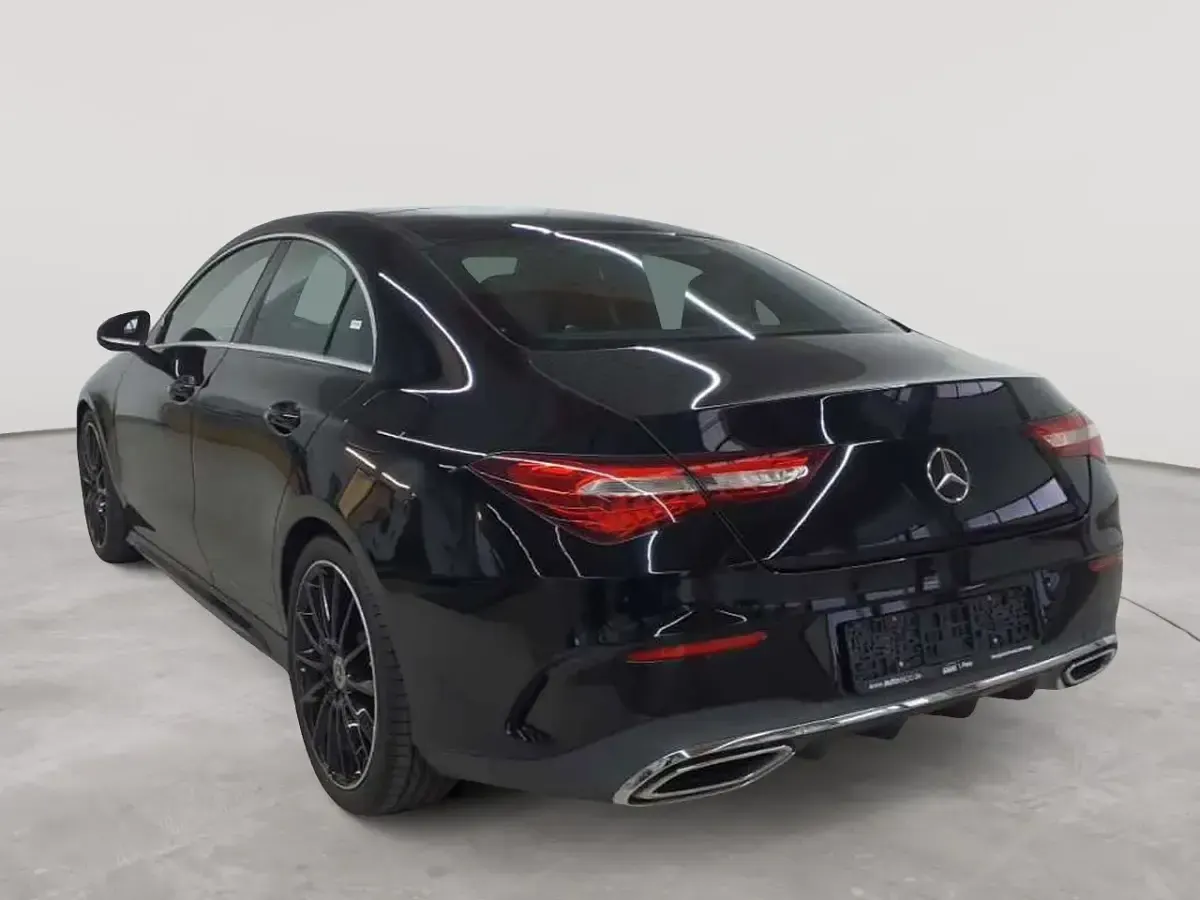 Gebraucht Mercedes CLA200 AMG line 163 PS (119 kW) 2022 Nachtschwarz Coupé