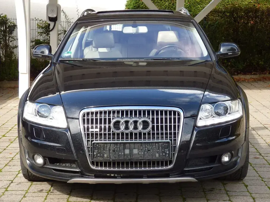 Gebraucht Audi A6 Allroad Sport 239 PS (175 kW) 2011 Phantomschwarz perleffekt Kombi