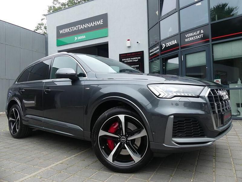 Daytonagrau perleffekt (metallic) Gebraucht 2021 Audi Q7 S-Line SUV | 55.800 € (Fairer Preis) - Bild 1/4