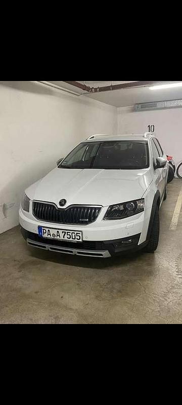 Gebraucht Skoda Octavia 184 PS (135 kW) 2016 Kombi