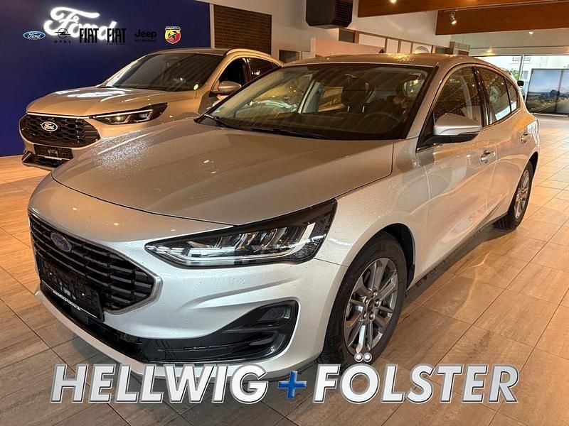 Silber Gebraucht 2023 Ford Focus Titanium Limousine | 16.990 € (Superpreis) - Bild 1/4