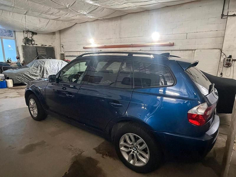 Gebraucht BMW X3 231 PS (169 kW) 2003 Blau SUV