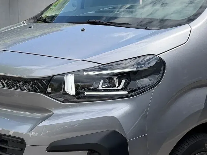 Gebraucht Citroën Spacetourer 181 PS (133 kW) 2026 Grau Van / Kleinbus