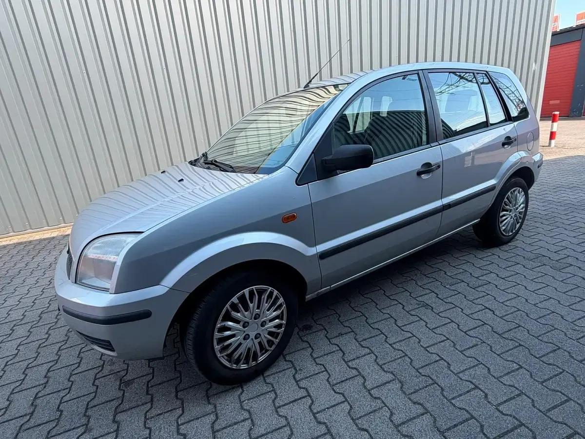 Gebraucht Ford Fusion 90 PS (66 kW) 2005 Silber Kleinwagen