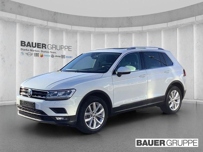 Weiss Gebraucht 2017 VW Tiguan Highline SUV | 21.930 € (Superpreis) - Bild 1/4
