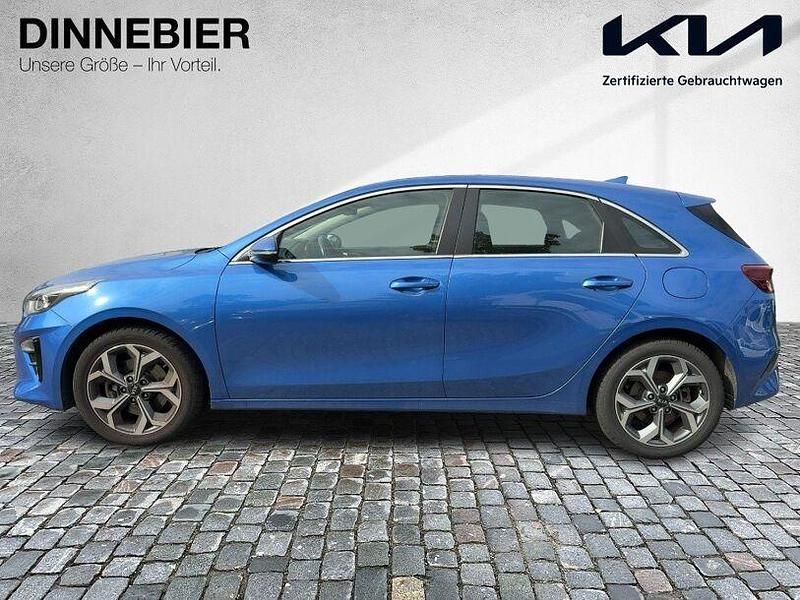 Gebraucht Kia Ceed Spirit 140 PS (102 kW) 2018 Blau Kleinwagen
