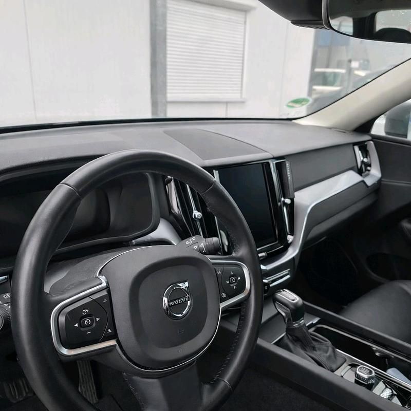 Gebraucht Volvo XC60 250 PS (183 kW) 2019 SUV