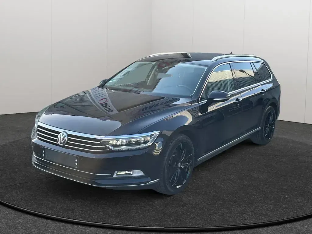 Gebraucht VW Passat Highline 150 PS (110 kW) 2017 Schwarz Kombi