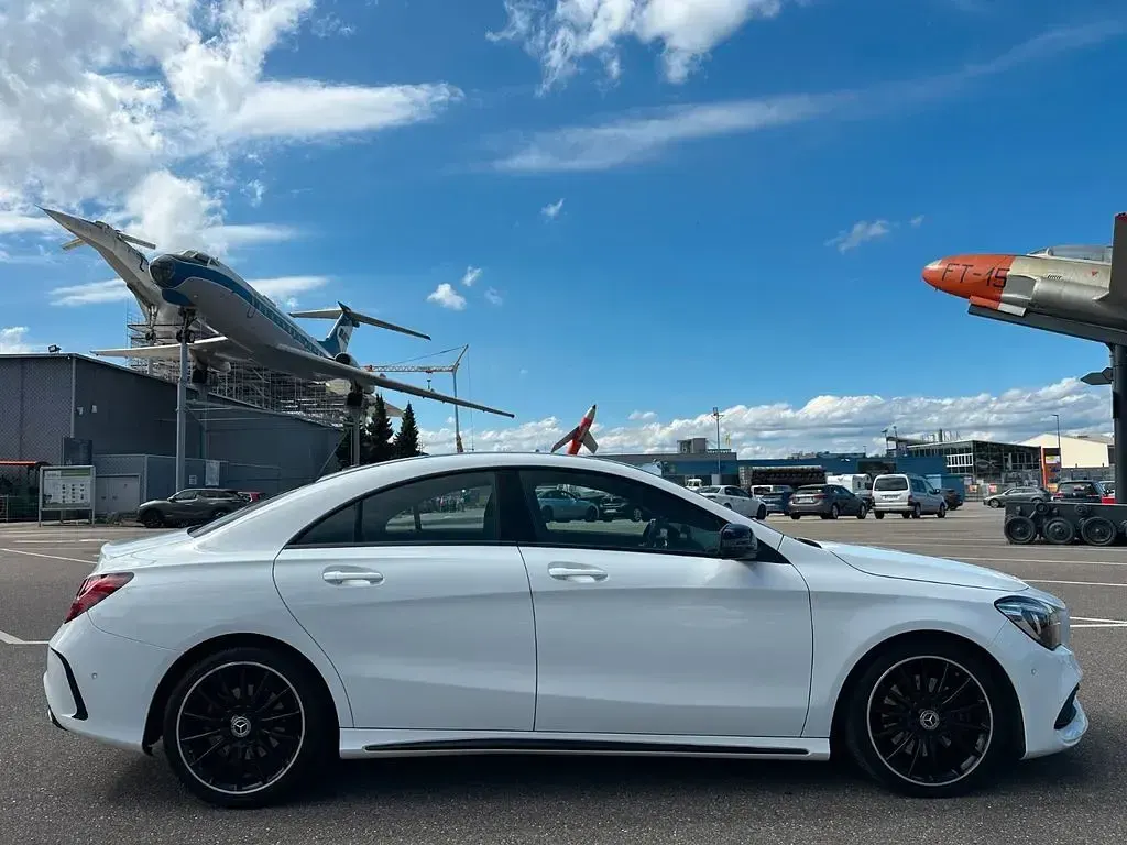 Gebraucht Mercedes CLA250 AMG line 211 PS (155 kW) 2018 Weiß Limousine