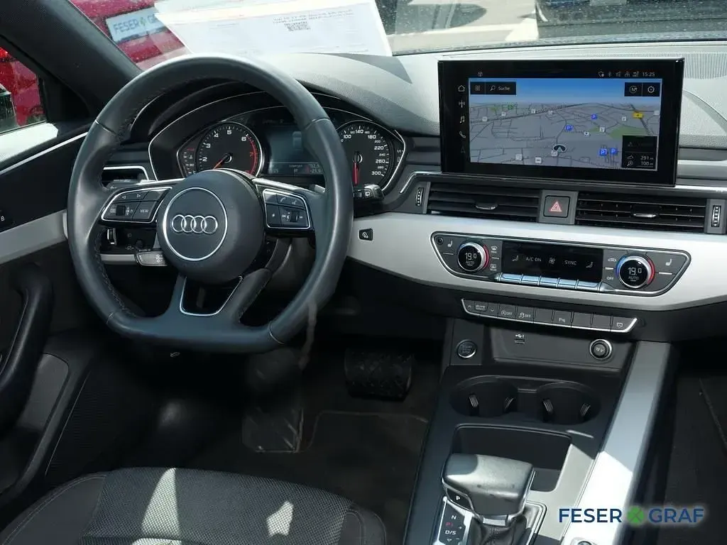 Gebraucht Audi A4 Advanced 204 PS (150 kW) 2023 Brillantschwarz Kombi