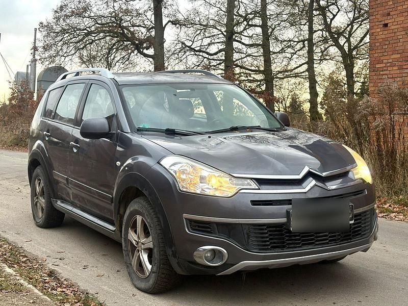 Grau Gebraucht 2008 Citroën C-Crosser SUV | 1.799 € (Fairer Preis) - Bild 1/4