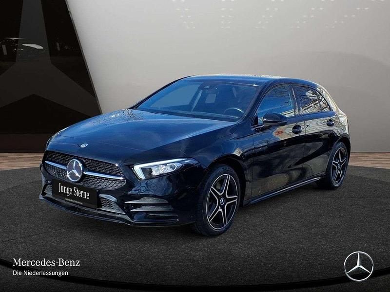 Gebraucht Mercedes A250 Advanced 160 PS (117 kW) 2021 Schwarz Limousine
